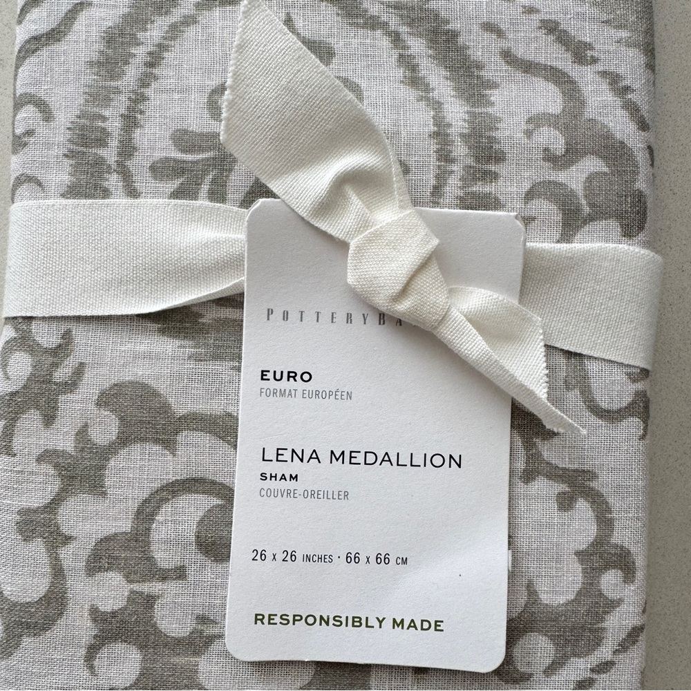 NWT Pottery Barn Lena Medallion Green Multi Full/Queen Duvet & 2 Euro Shams Set - Picture 3 of 5